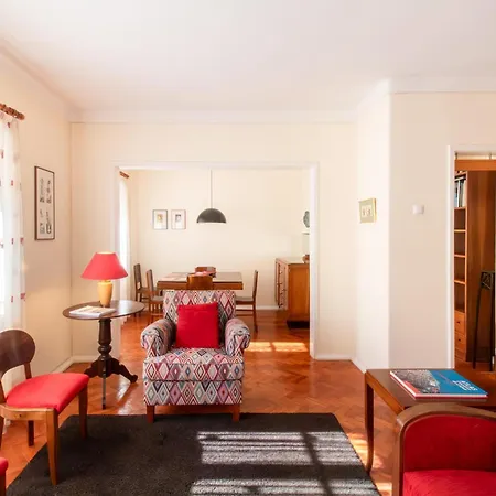 Alvalade Apartmán *