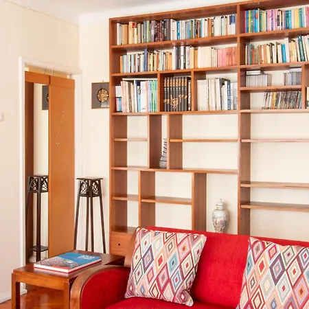 Alvalade Apartment