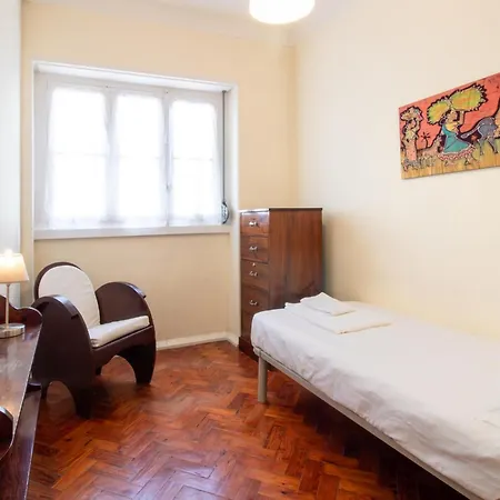 Alvalade Apartmán *